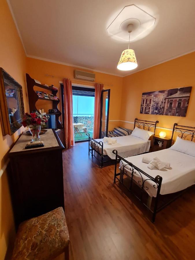 La Maison Blanche Catania Bagian luar foto